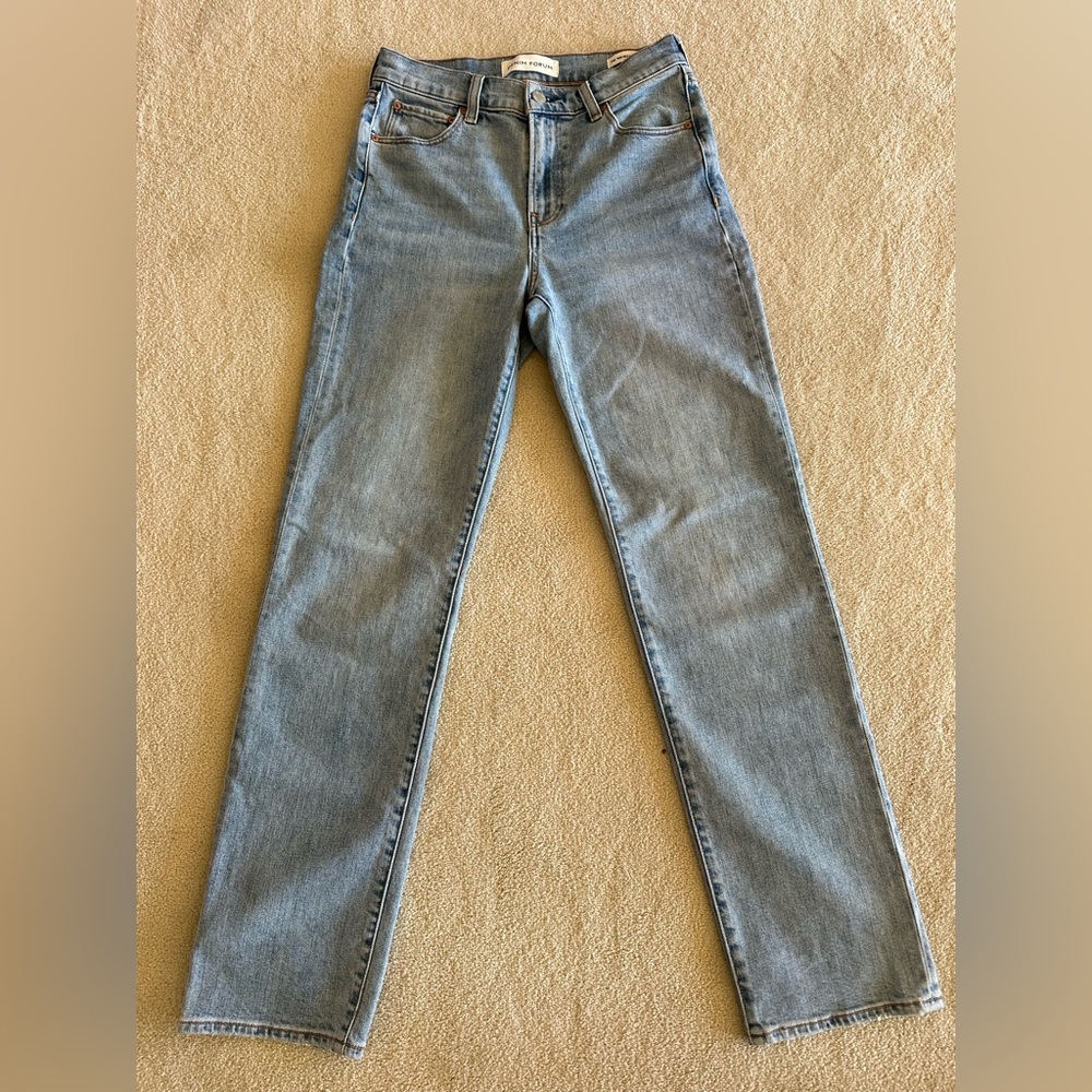 Aritzia Denim Forum The 90's Sculpt Mid-rise Straight Jean | Size 26 - Picture 8 of 14